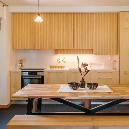 Real By Mycelia Vila Real (Castelo de Paiva)