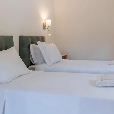 Real By Mycelia Vila Real (Castelo de Paiva)